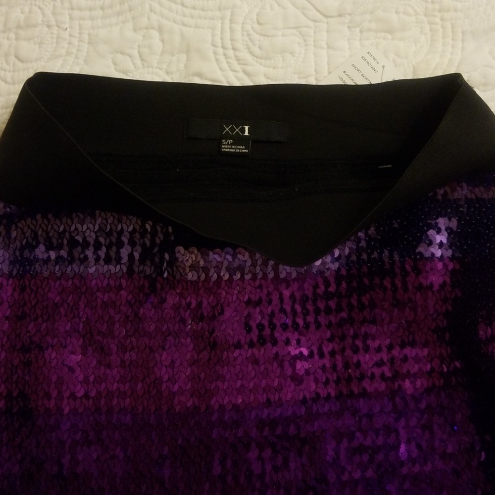 Clothes - Picture 2 of 3